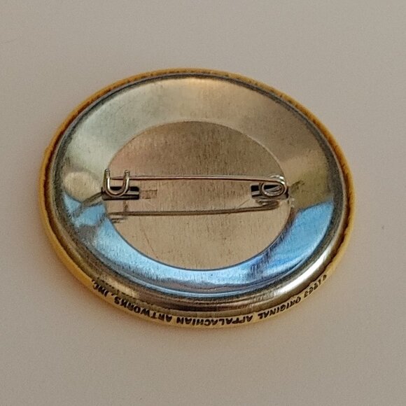 Vintage 1983 Cabbage Patch Doll Baby Face Pin - Picture 3 of 3